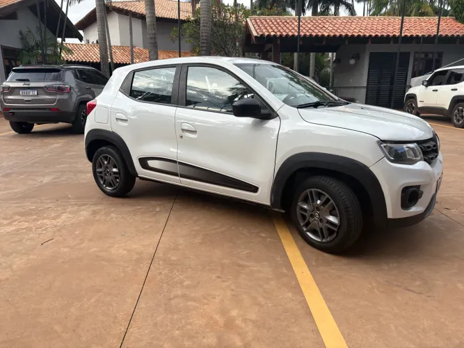 Renault Kwid Intense 1.0 Flex 12V 5P Mec. 2018