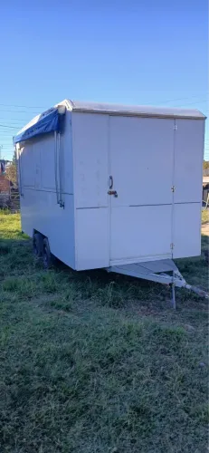 Trailer de lanches a venda
