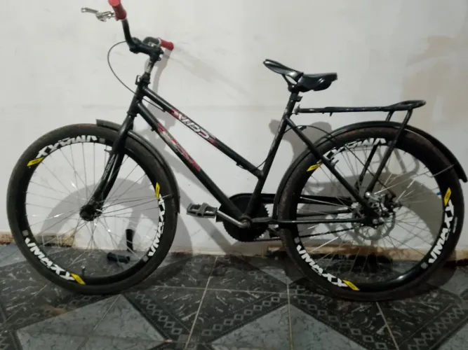 Vendo bicicleta Poty aro 26 em boas condições tudo funcionando perfeitamente vendo 700 RS