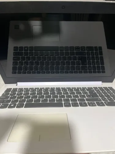 Lenovo Ideapad 320i