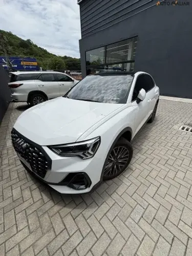 Audi Q3 SPB Performance 2.0 TFSI Tipt. Quatt. 2024