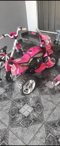 Moto infantil elétrica