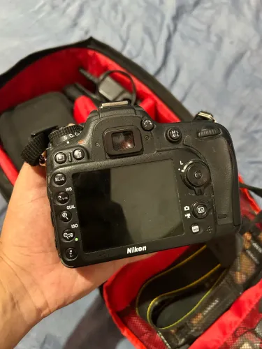Câmera Nikon Dslr D7100