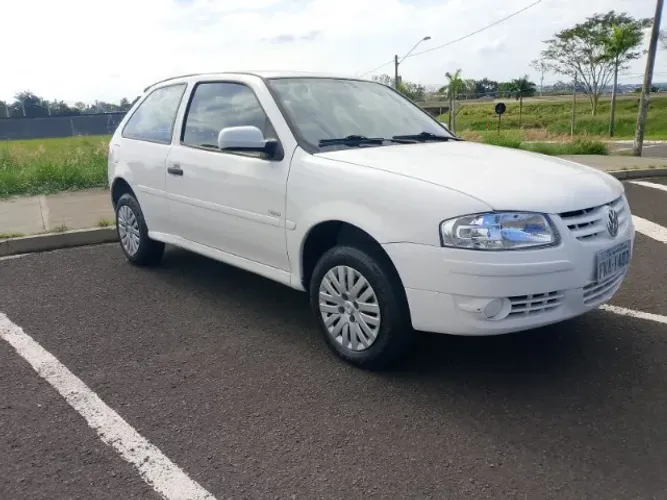 Volkswagen Gol Geração VI City 1.0 8V MI Total Flex 2P 2014