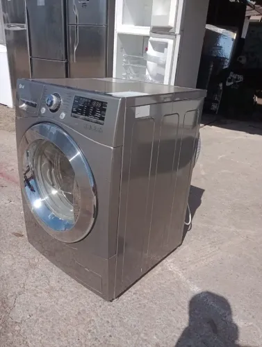 Lava seca LG 10,2kg funcionando perfeitamente e com garantia total de 3 meses ?