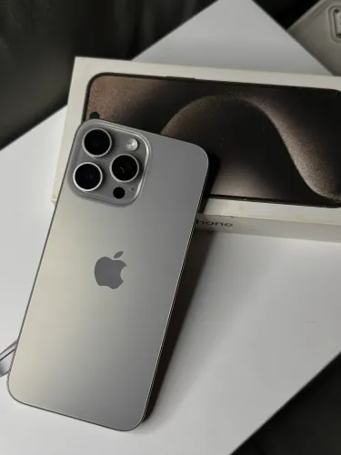 iPhone 15 Pro Max Titanium - 256gb