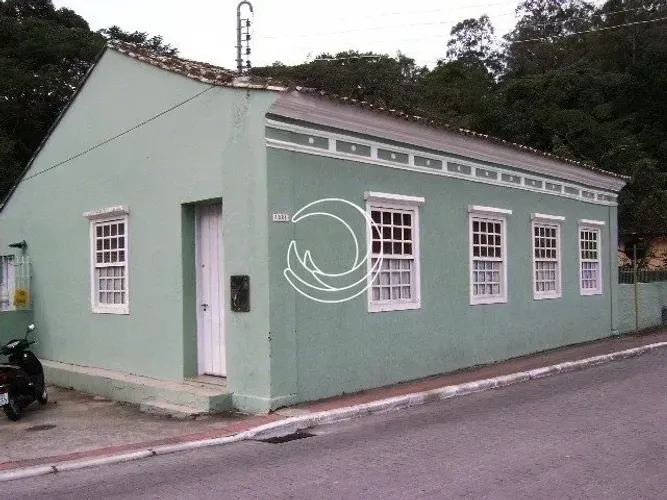 Ponto comercial/Loja/Box para venda com 226 metros quadrados em Sambaqui - Florianópolis -