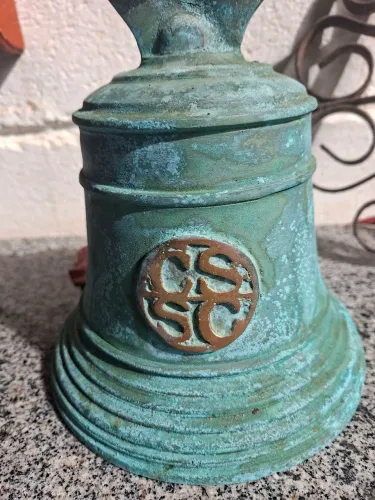 Sino náutico em bronze muito antigo