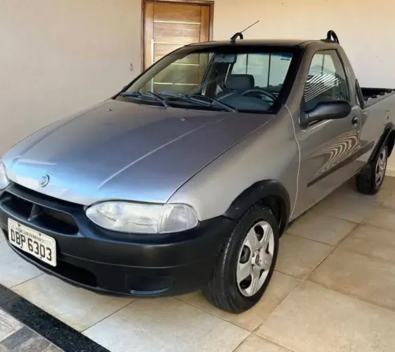 Fiat Strada Working 1.5 MPI 8V CE (álcool) 2002