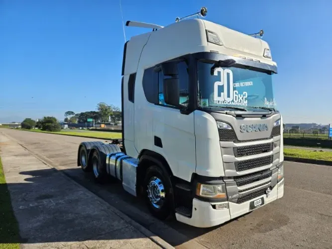 Scania R450 6x2 Highline Ano 2020 Teto Alto multimídia Automático Retarder