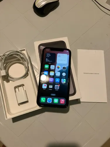 iPhone XR 64GB Preto - Único Dono - Bateria 90% - Completo (Caixa/Acessórios) - Ipatinga