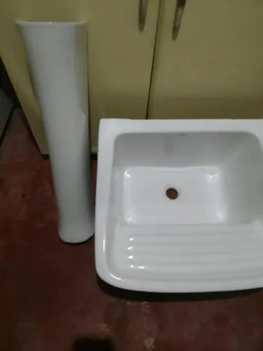 Vaso com caixa acoplada e tanque de cerâmica