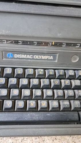 Máquina de escrever Elétrica(Ler todo anúncio)
