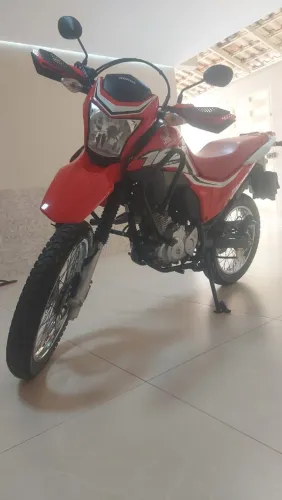 Bros edição especial apenas 7067km