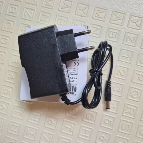 Fonte 9 Volts 300mA DC Power