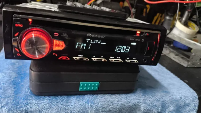 Rádio Pionner DEH x 50BR