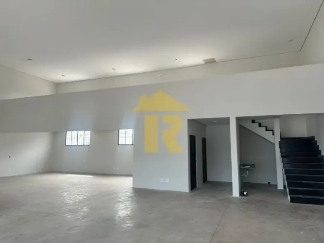 Salão Comercial para Locação no Jardim Alto Alegre em São José do Rio Preto-SP: 1 Sala, 2