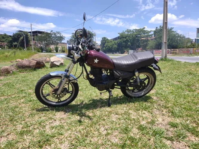 Suzuke intruder 97 125 customizada
