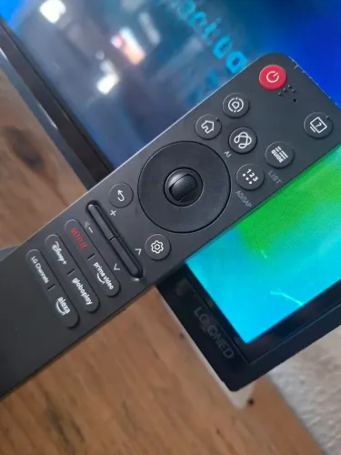 TV 55 polegadas smart com cabo controle todos apss YouTube e Netflix Bluetooth X Box