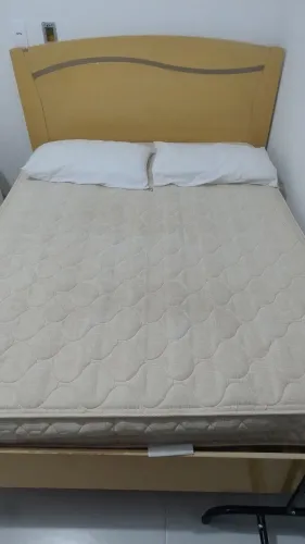 CAMA DE CASAL HENN - EXCELENTE ESTADO | PRONTA PARA USO