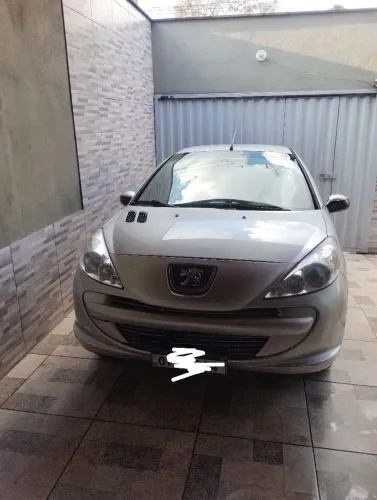 Peugeot 207 XR 1.4 Flex 8V 5P 2013
