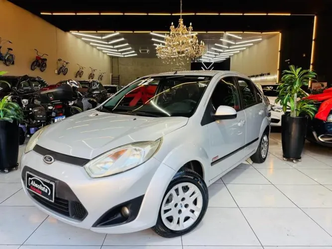 Ford Fiesta 1.6 16V Flex Aut. 5P 2012