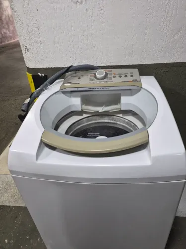 Maquina de lavar roupas