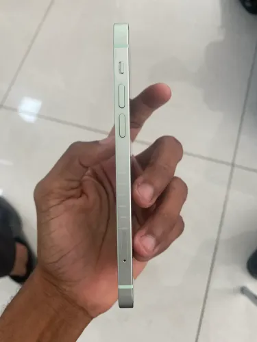 iPhone 12 normal