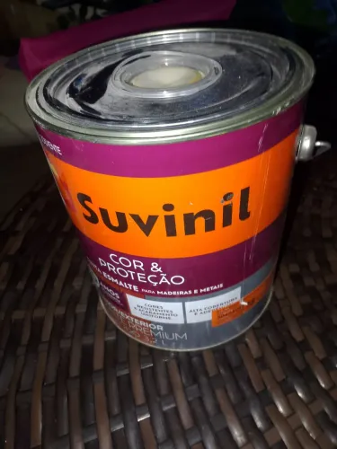 Vendo lata de tinta cor esmalte 110 reais