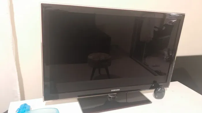 TV SAMSUNG COM DEFEITO