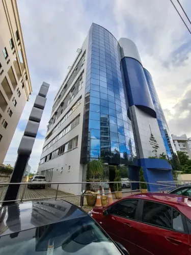 Comercial para vender e alugar em rua pública, ALPHAVILLE I, Salvador, BA