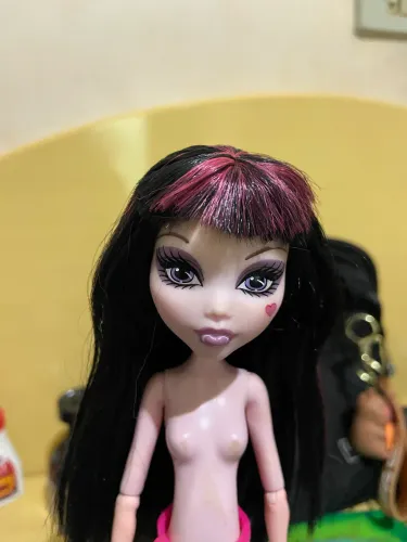 Monster high draculaura