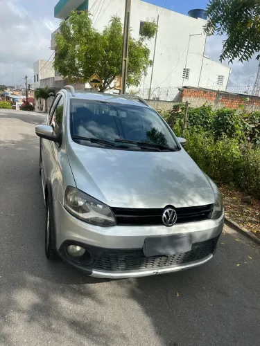 Volkswagen Crossfox 1.6 MI Total Flex 8V 5P 2011