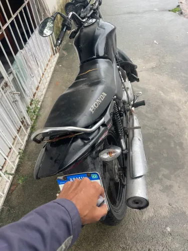 Cg Titan 150 lá