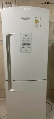 Vendo 2 Geladeiras Brastemp e Eletrolux
