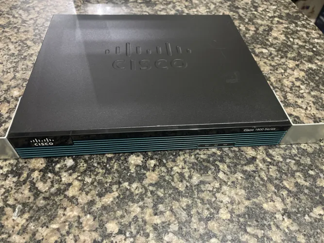 Roteador profissional Cisco 1900 Series ( modelo : 1921 )