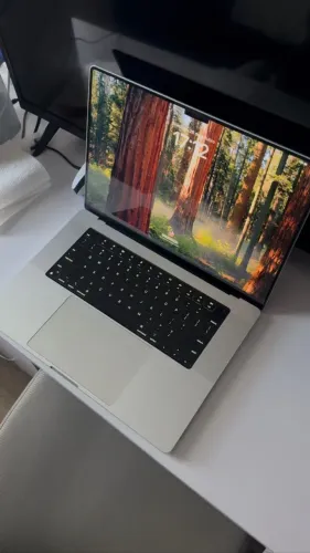 Apple Macbook Pro M1 16" muito novo