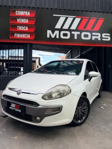 Fiat Punto Sporting 1.8 Flex 8v/16v 5P 2015