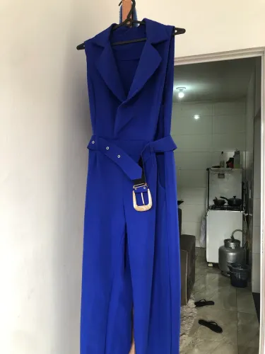 Macacão Feminino Tamanho M - usado uma única vez