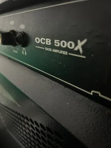 Caixa amplificada onel