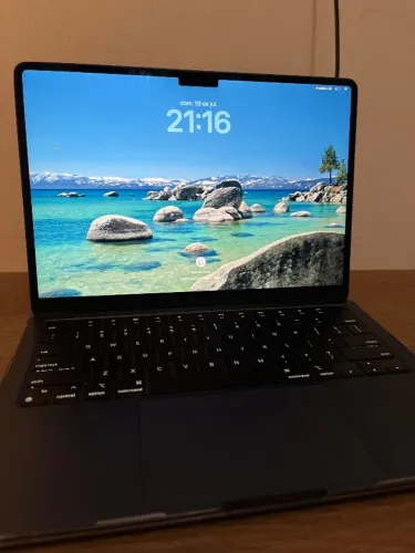 MacBook Air M2 Midnight 8/256