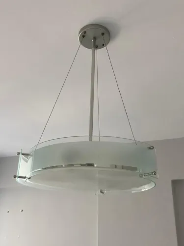 Lustre vidro e metal