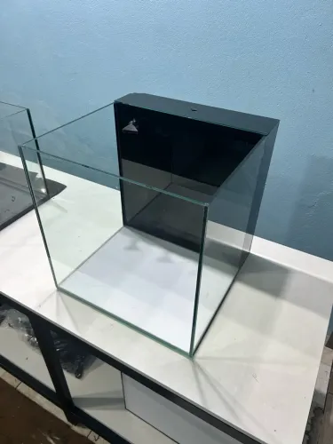 AQUÁRIO CUBO 125 LITROS