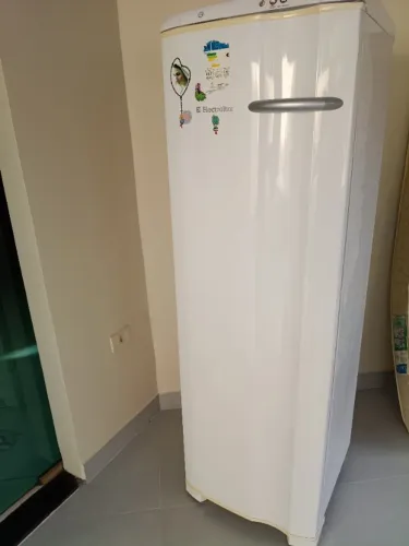 Freezer vertical 6 gavetas