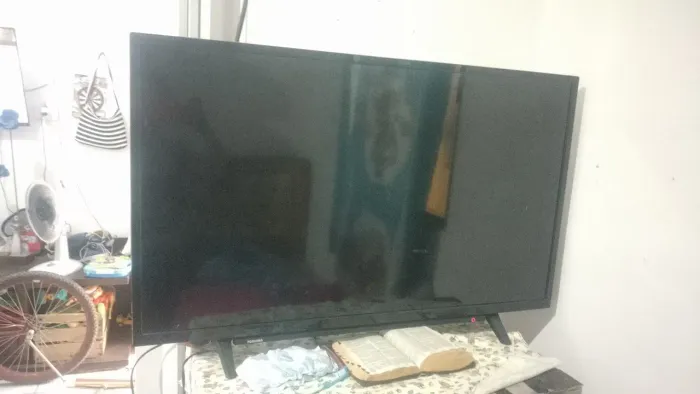 Vendesse uma televisão 42 polegadas 