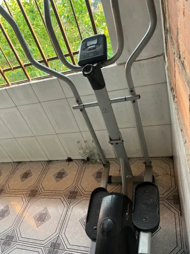 Elíptico / Simulador de Caminhada Caloi