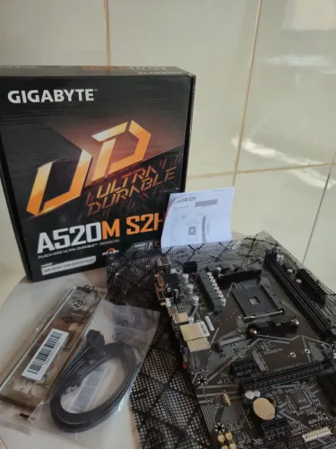 Placa mãe A520M S2H