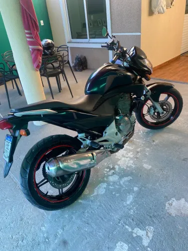 Vende se 