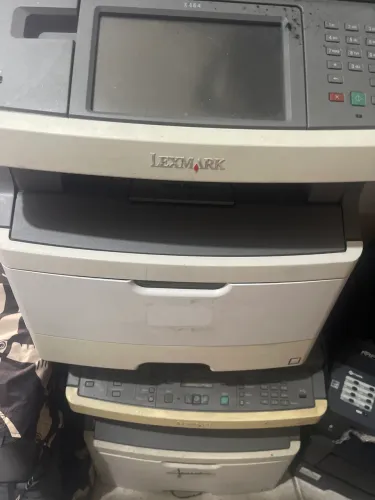 Vendo duas impressoras multinacionais lexmark 