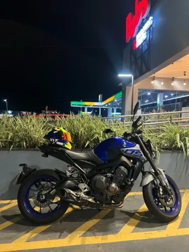 MT09